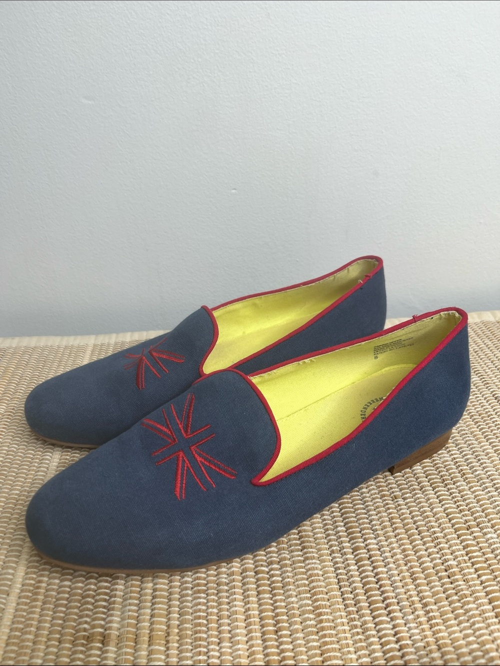 Seychelles Weekenders Blue Flats with Red Union Jack Flag Size 8